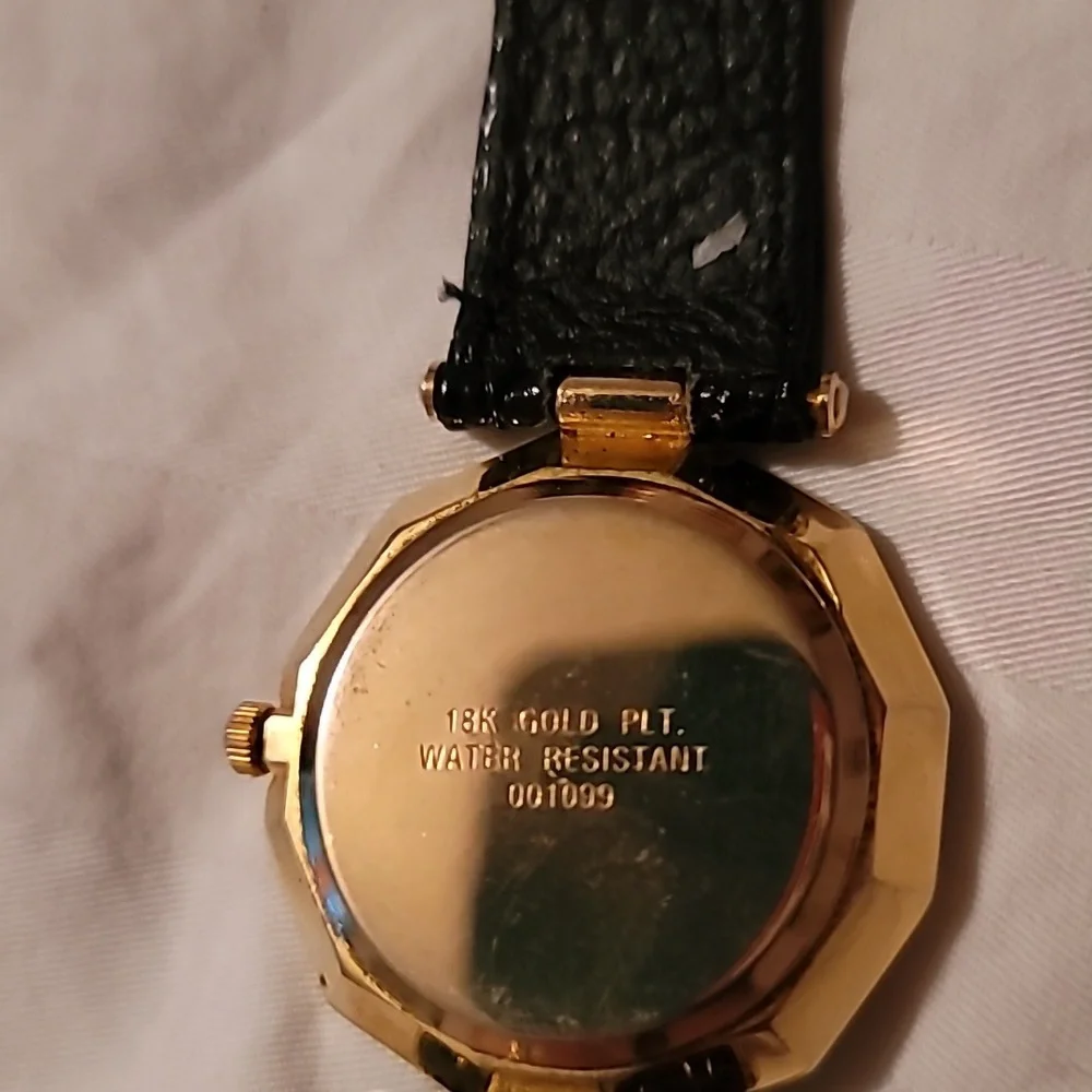 Noble De Paris 18kt Gold Plated Mens Watch‎ Date Embossed Leather Band Classy